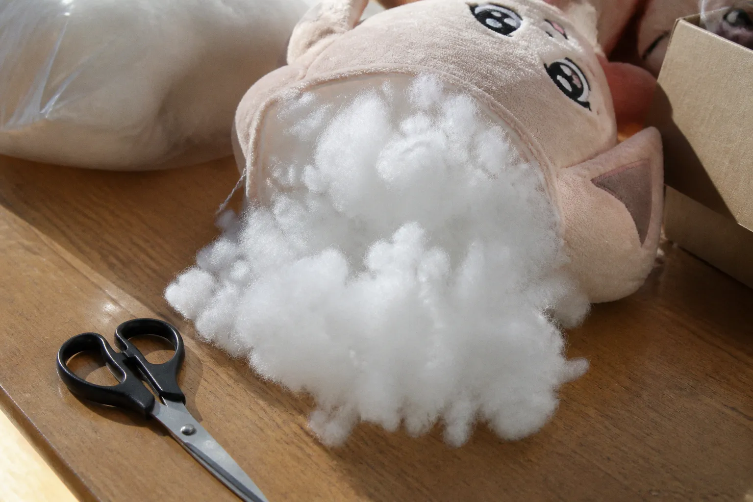 Rembourrage des peluches manga : le secret de leur douceur